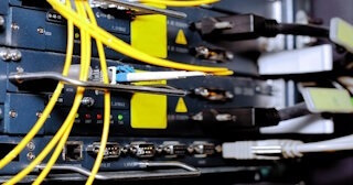 Заказать монтаж сетей в Прохладном. Обслуживание ПК, ремонт от 325 руб